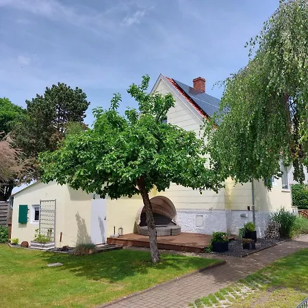 Haus Liebevoll In Wald 102