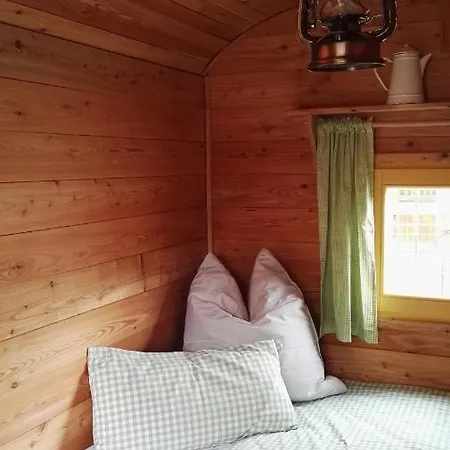 Haus Liebevoll In Wald 102 Nyaraló *